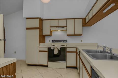 460 Fox Haven Dr 1302, Naples FL - photo 11 of 50