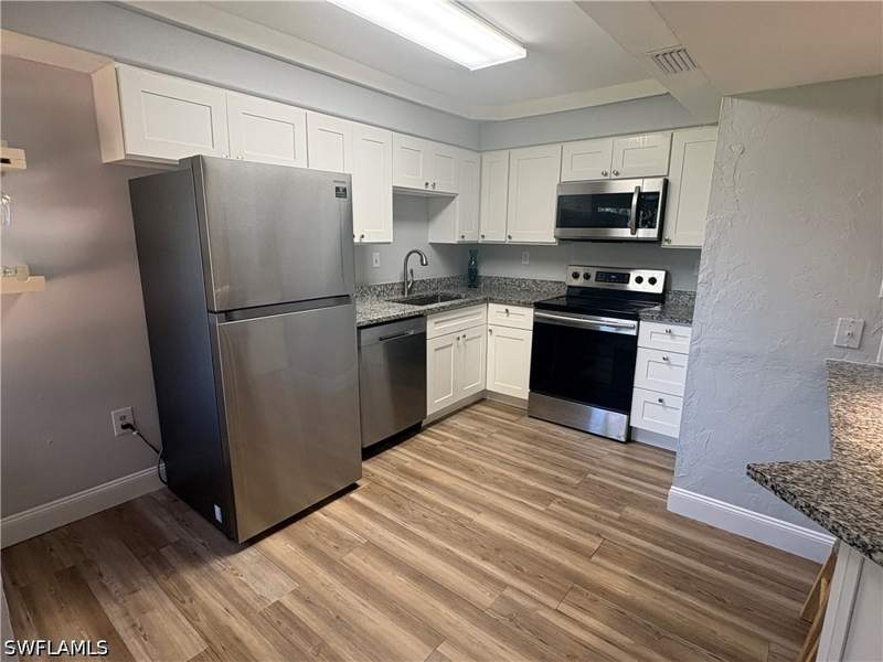 2 bedroom Condominium at 1544 Mainsail Dr 7, Tropic Schooner Apts, Naples — photo 5