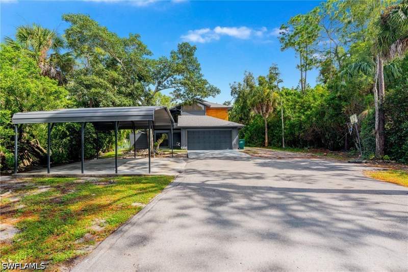 3 bedroom SingleFamilyResidence at 6031 Dogwood Way, Logan Woods, Naples — photo 2