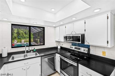 6031 Dogwood Way, Naples FL - photo 20 of 50
