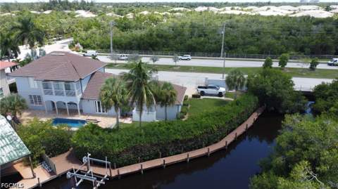 14370 McGregor Blvd, Fort Myers FL - photo 10 of 47