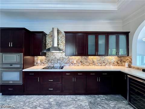 14370 McGregor Blvd, Fort Myers FL - photo 20 of 47