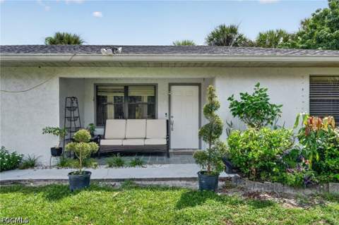 940 17th St SW, Naples FL - photo 6 of 50