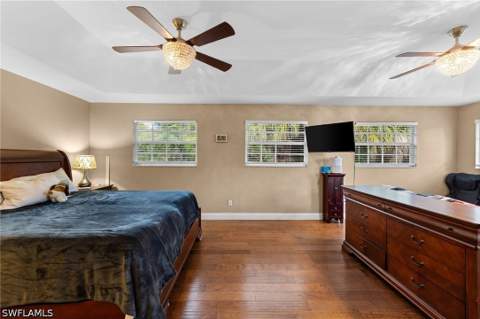 670 13th St NW, Naples FL - photo 13 of 44
