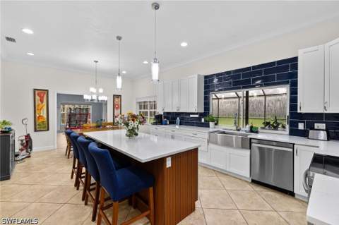 670 13th St NW, Naples FL - photo 7 of 44