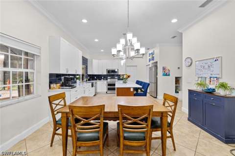 670 13th St NW, Naples FL - photo 8 of 44