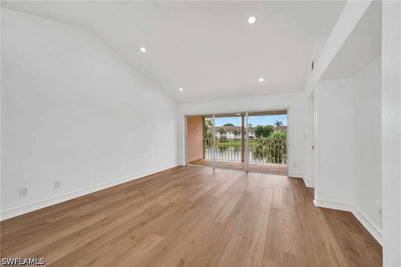 2 bedroom Condominium at 388 Belina Dr 1106, Diamond, Naples — photo 4
