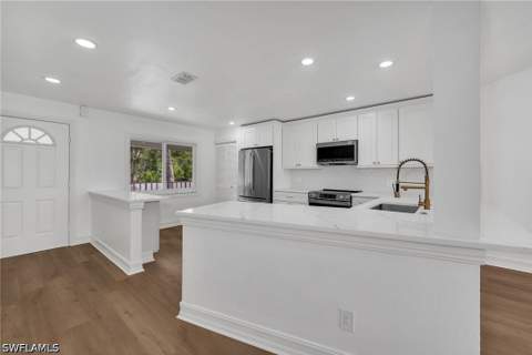388 Belina Dr 1106, Naples FL - photo 7 of 18