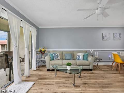 150 Turtle Lake Ct 303, Naples FL - photo 10 of 16