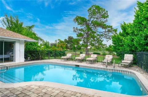112 Palmetto Dunes Cir, Naples FL - photo 17 of 18