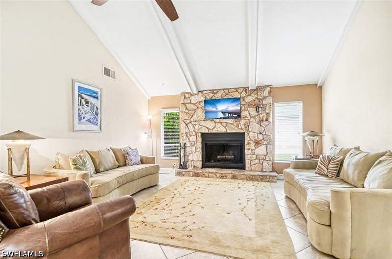 3 bedroom SingleFamilyResidence at 112 Palmetto Dunes Cir, Palmetto Dunes, Naples — photo 4