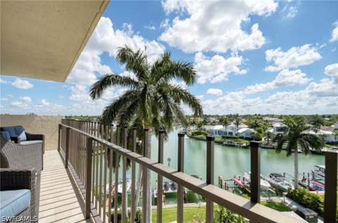2150 Gulf Shore Blvd N 605, Naples FL - photo 20 of 46