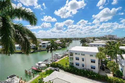 2150 Gulf Shore Blvd N 605, Naples FL - photo 21 of 46