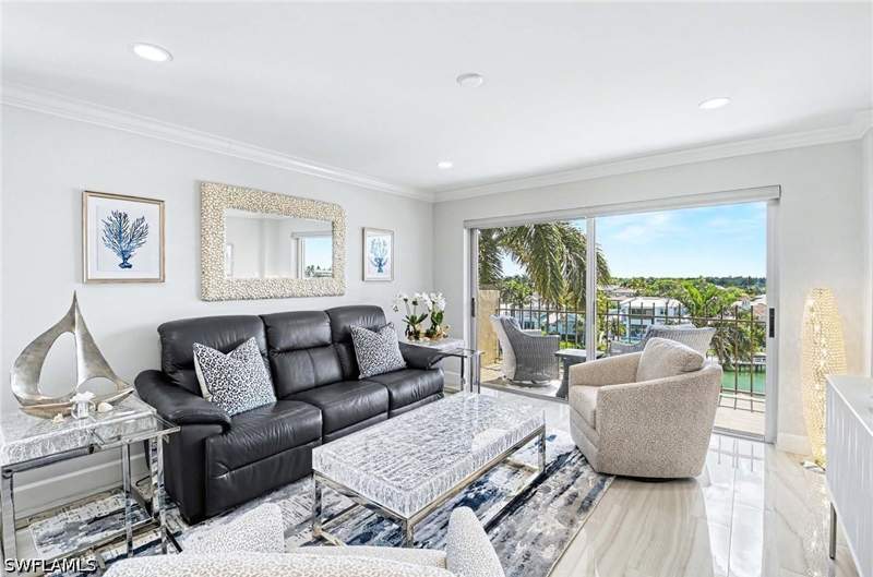 2 bedroom Condominium at 2150 Gulf Shore Blvd N 605, Kings Port, Naples — photo 4