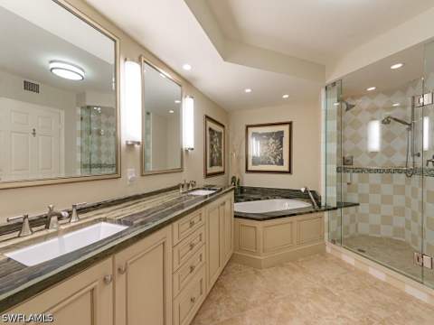 4051 Gulf Shore Blvd N 805, Naples FL - photo 9 of 30