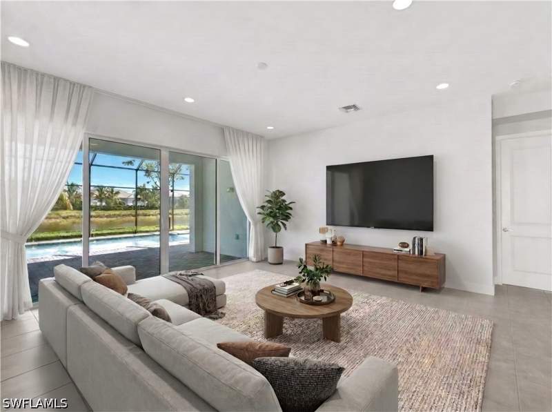 3 bedroom SingleFamilyResidence at 12261 Windamere Trl, Valencia Trails, Naples — photo 3