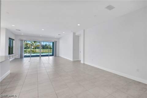 12261 Windamere Trl, Naples FL - photo 8 of 48