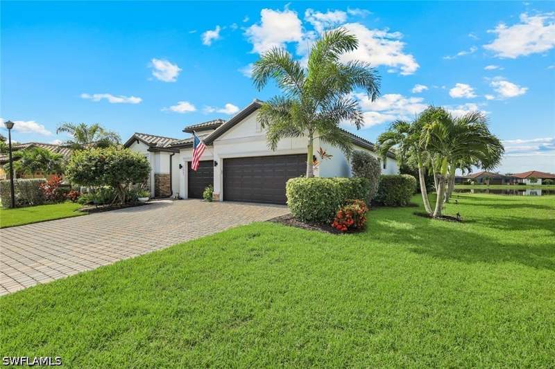3 bedroom SingleFamilyResidence at 11983 Loblolly Pine Ct, Arborwood Preserve, Fort Myers — photo 2