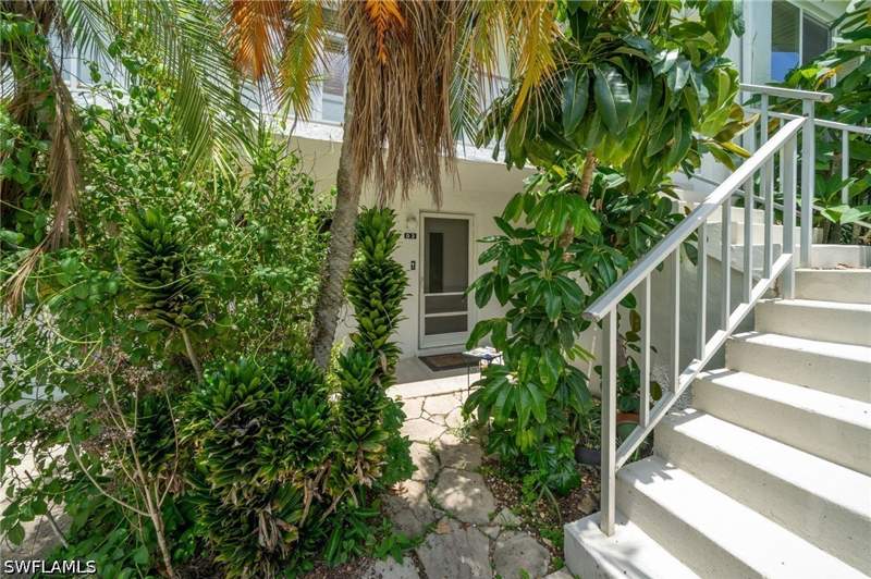 1 bedroom Condominium at 431 Van Buren St D3, Seminole Garden Apartments, Fort Myers — photo 5