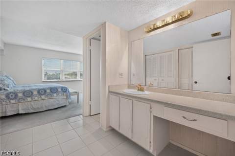 1660 Pine Valley Dr 201, Fort Myers FL - photo 14 of 27