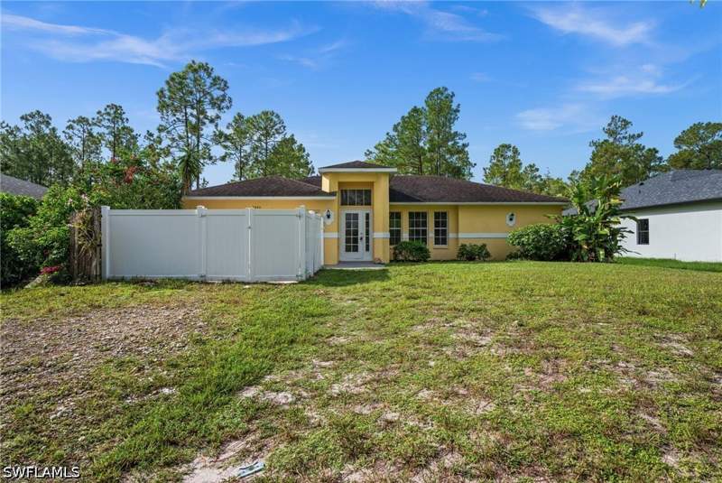 3 bedroom SingleFamilyResidence at 2440 31st Ave NE, Golden Gate Estates, Naples — photo 2