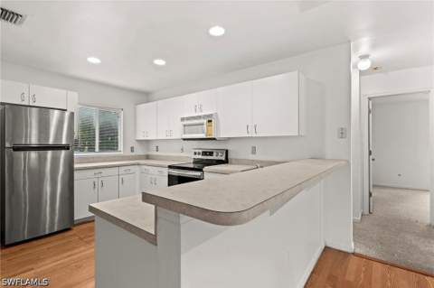 2440 31st Ave NE, Naples FL - photo 6 of 23