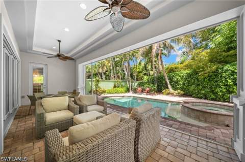 529 Fairway Ter, Naples FL - photo 12 of 49