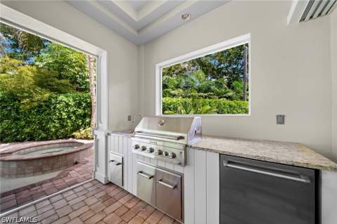 529 Fairway Ter, Naples FL - photo 14 of 49