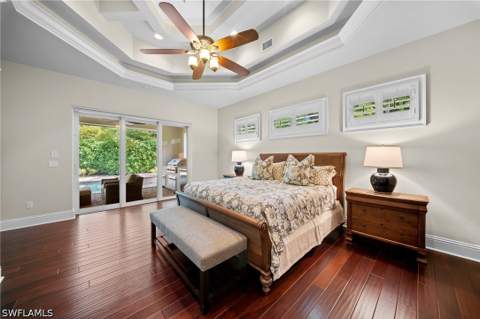 529 Fairway Ter, Naples FL - photo 17 of 49