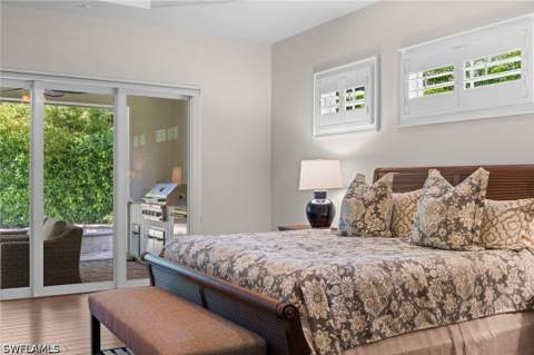 529 Fairway Ter, Naples FL - photo 18 of 49