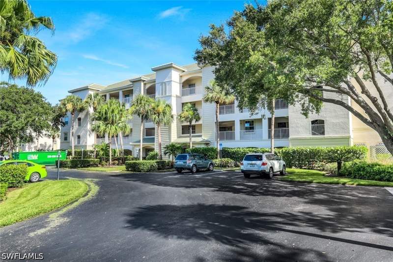 3 bedroom Condominium at 4120 Bayhead Dr 105, Greenbriar, Bonita Springs — photo 4