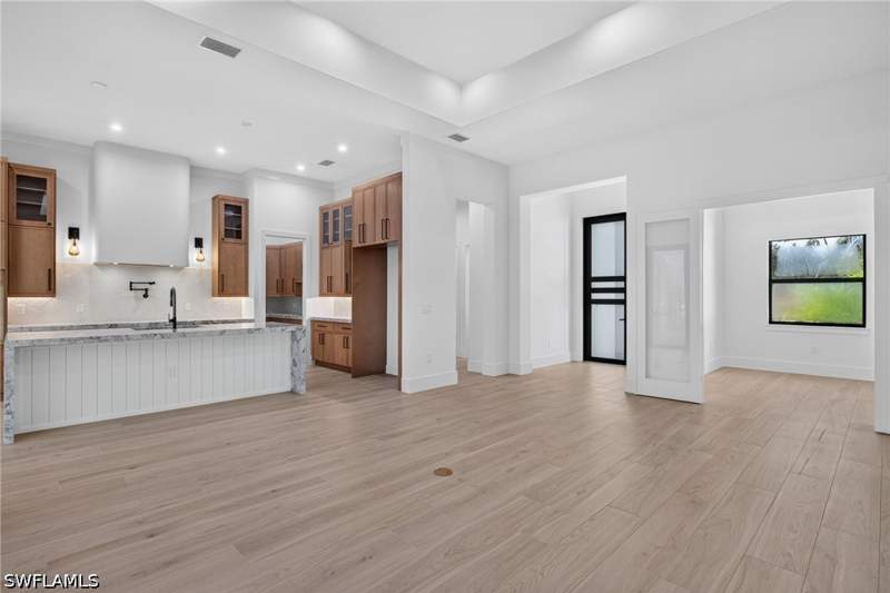 4 bedroom SingleFamilyResidence at 2997 64th St SW, Golden Gate Estates, Naples — photo 5