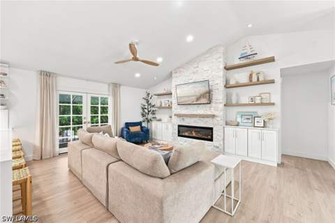 13270 Electron Dr, Fort Myers FL - photo 9 of 33