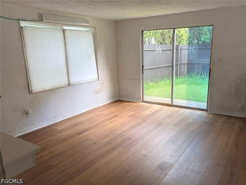 3 bedroom SingleFamilyResidence at 480 Valley Dr, Lehigh Acres, Lehigh Acres — photo 4