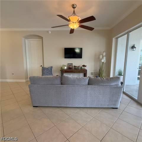 182 Shadroe Cove Cir 802, Cape Coral FL - photo 9 of 38