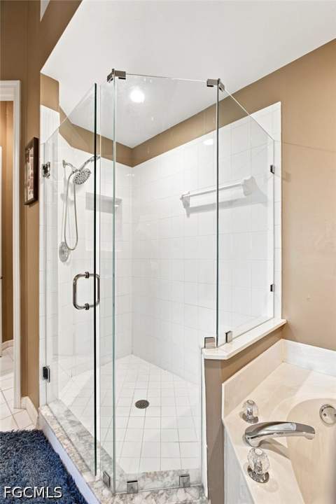 271 Lenell Rd 4, Fort Myers Beach FL - photo 14 of 44