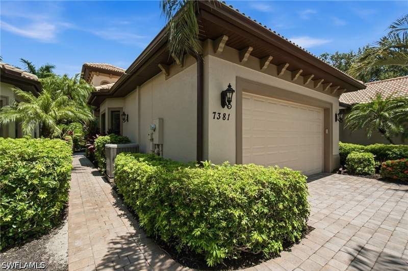 3 bedroom Attached at 7381 Moorgate Point Way, Moorgate Point, Naples — photo 3