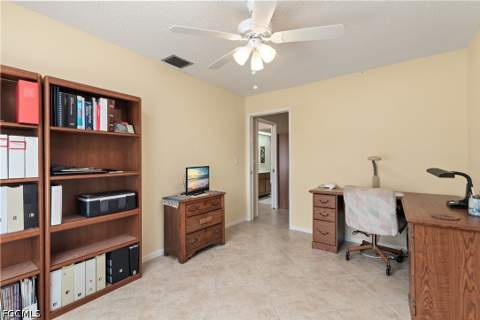 7086 W Brandywine Cir, Fort Myers FL - photo 15 of 24