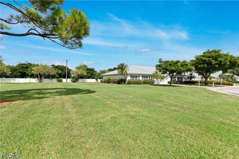 7086 W Brandywine Cir, Fort Myers FL - photo 19 of 24