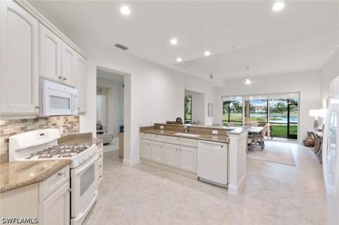 3053 Aviamar Cir 8-102, Naples FL - photo 11 of 37