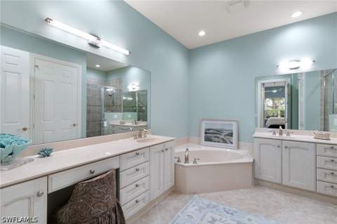 3053 Aviamar Cir 8-102, Naples FL - photo 15 of 37