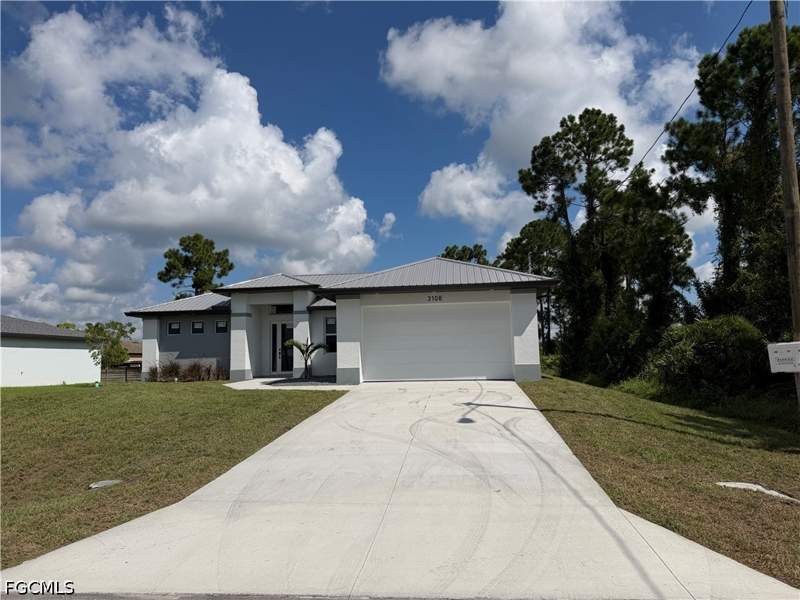 3 bedroom SingleFamilyResidence at 3108 19th St SW, Lehigh Acres, Lehigh Acres — photo 2