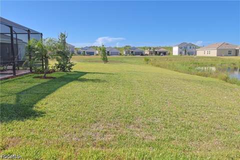 3947 Coneflower St, Alva FL - photo 9 of 48