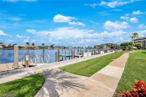 601 Seaview Ct C506, Marco Island FL - photo 23 of 43