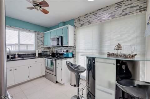 10501 Arlingford Blvd, Lehigh Acres FL - photo 6 of 21