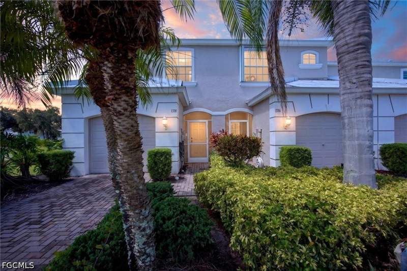 3 bedroom Townhouse at 1338 Weeping Willow Ct, Coral Lakes, Cape Coral — photo 2