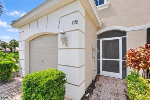 1338 Weeping Willow Ct, Cape Coral FL - photo 8 of 50