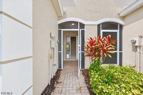 1338 Weeping Willow Ct, Cape Coral FL - photo 9 of 50