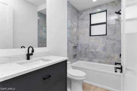 1528 Kingston Ct, Marco Island FL - photo 22 of 36