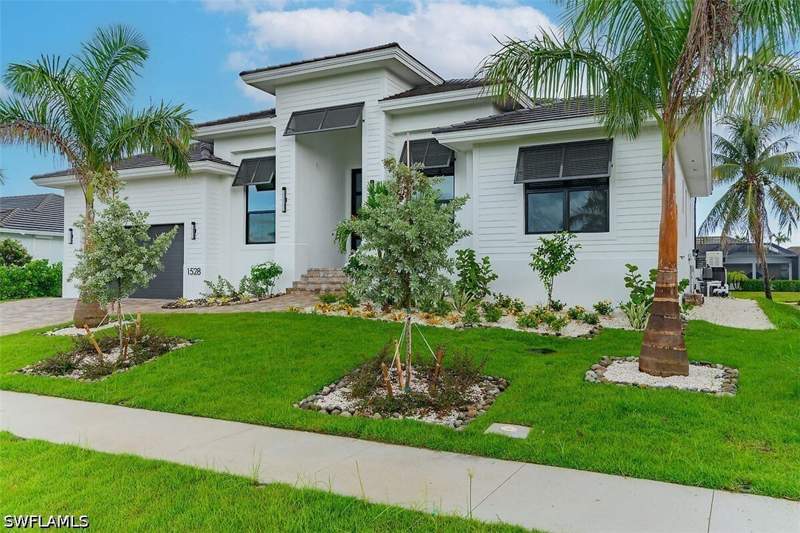 4 bedroom SingleFamilyResidence at 1528 Kingston Ct, Marco Island, Marco Island — photo 3